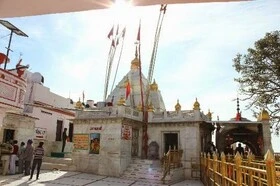 6 Devi darshan